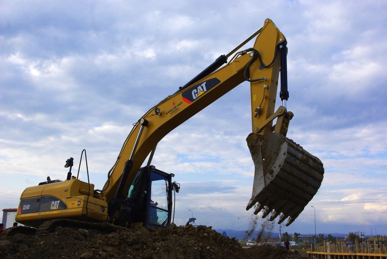 excavator, construction vehicle, construction site