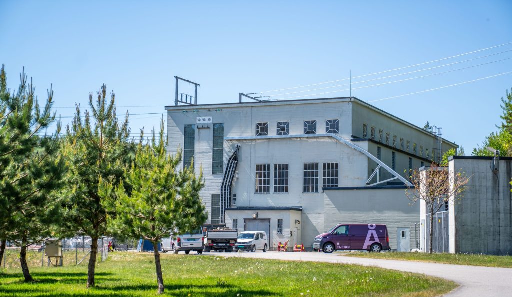 Et hus som sola skinner på