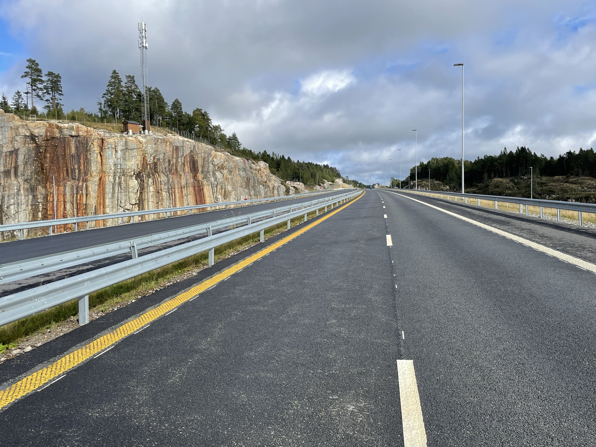 En lang strekning på E39 i Lindesnes