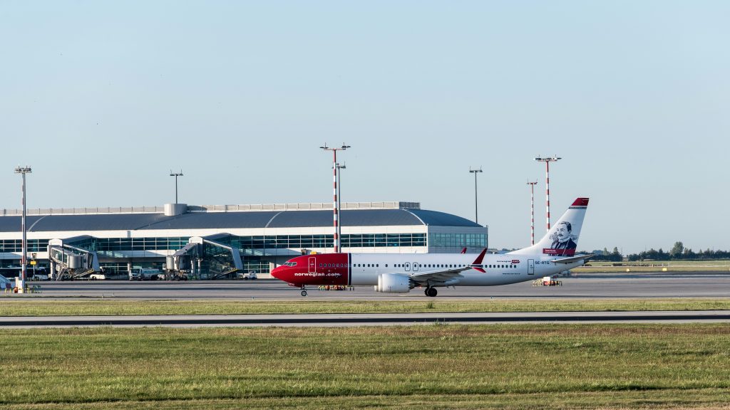 Et fly som er på vei til å fly