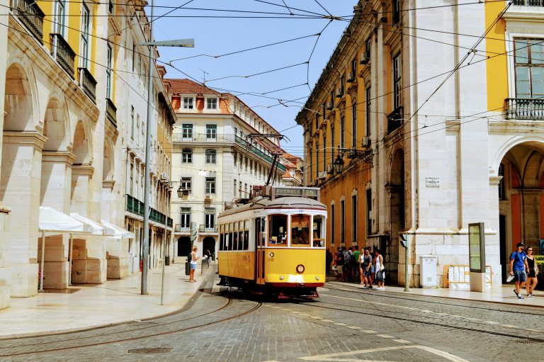 Lisboa en trikk som kjører